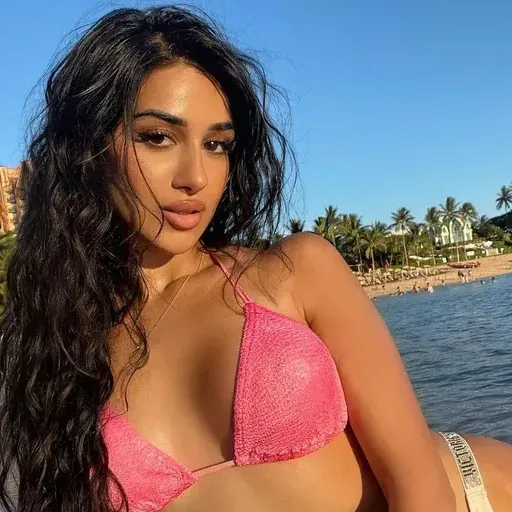 Urmila Khan
