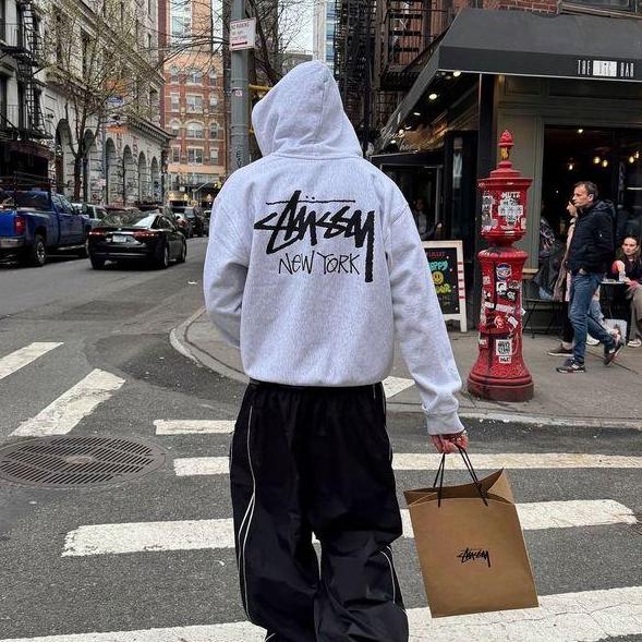 Stussy  Clothings 